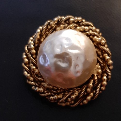 Vintage brosche gold optik mit - vintage, gold-optik